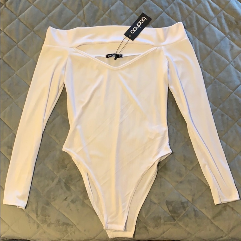 BOOHOO Basic Bardot Cut Out Rib Bodysuit